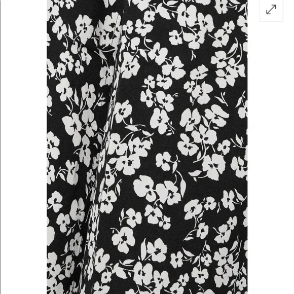 Reformation Black and White Floral Midi Skirt - Picture 4 of 7